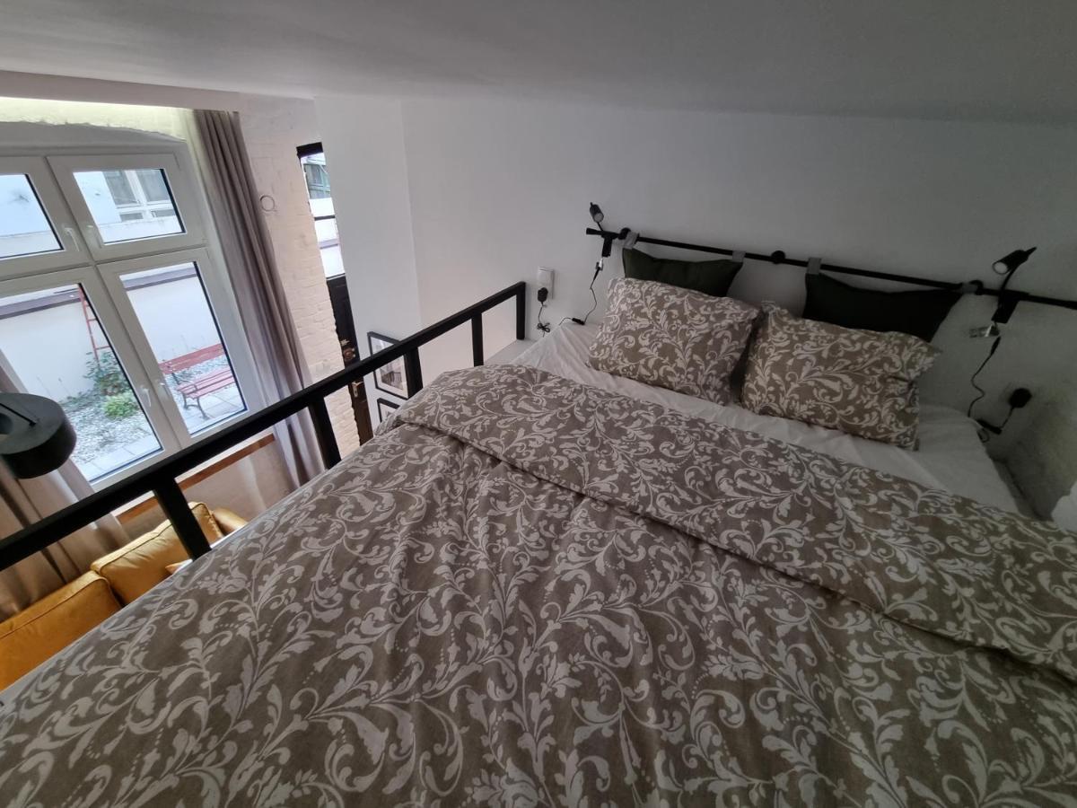 Honeymoon & Air-Conditioning! Торунь Экстерьер фото